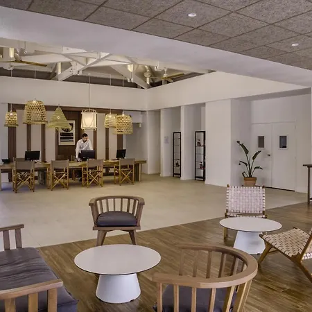 Belambra Clubs Presqu'ile De Giens - Riviera Club Hotel Hyères